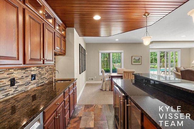 5650 E Watermark Court, Grand Rapids, MI 49546