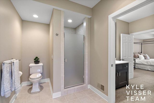5650 E Watermark Court, Grand Rapids, MI 49546