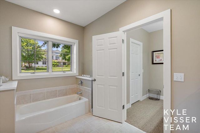 5650 E Watermark Court, Grand Rapids, MI 49546