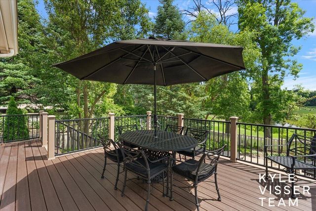 5650 E Watermark Court, Grand Rapids, MI 49546