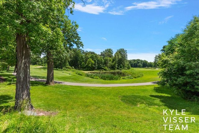 5650 E Watermark Court, Grand Rapids, MI 49546
