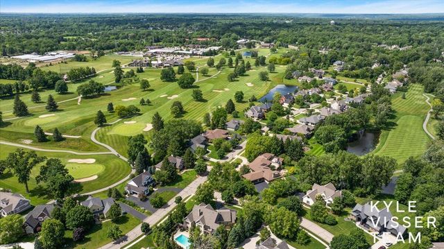 5650 E Watermark Court, Grand Rapids, MI 49546