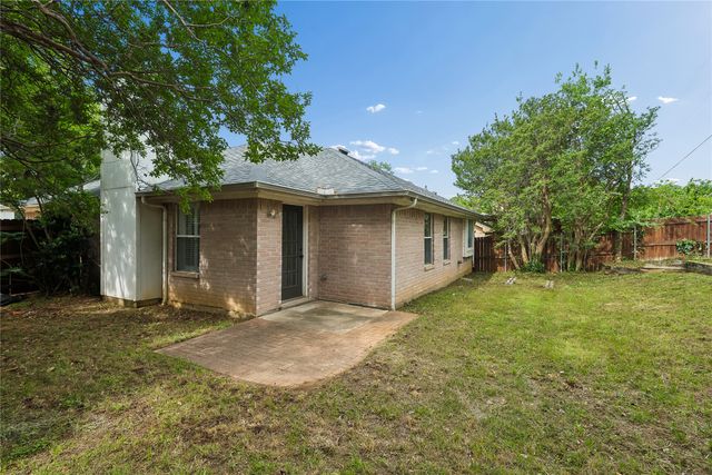 428 Caviness Drive, Grapevine, TX 76051