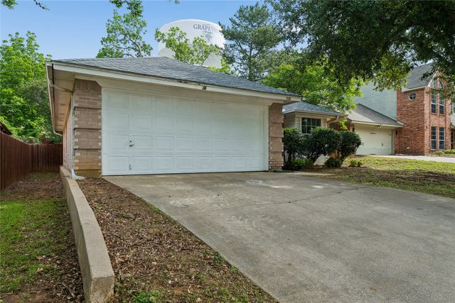 428 Caviness Drive, Grapevine, TX 76051