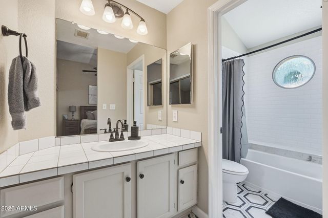 7716 S RITA Lane, Tempe, AZ 85284