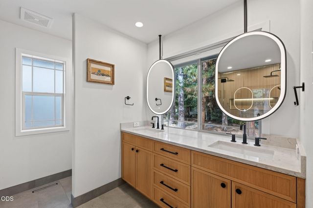 2871 NW Melville Drive, Bend, OR 97703
