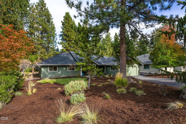2871 NW Melville Drive, Bend, OR 97703