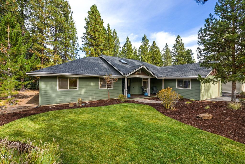 2871 NW Melville Drive, Bend, OR 97703