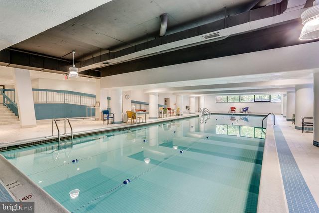 1300 CRYSTAL DR #901S, Arlington, VA 22202