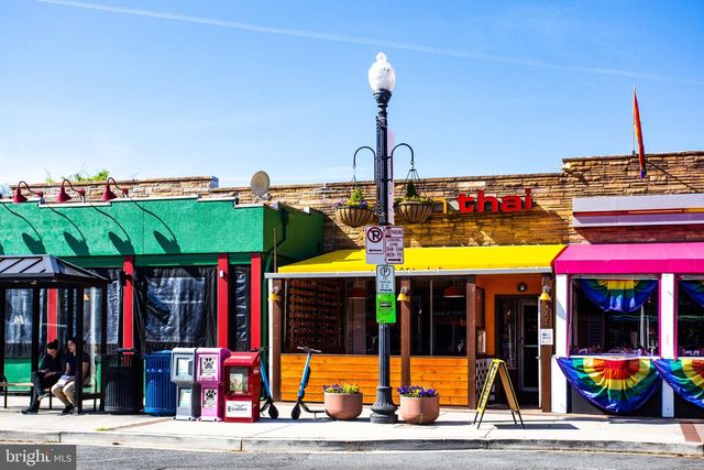 1300 CRYSTAL DR #901S, Arlington, VA 22202