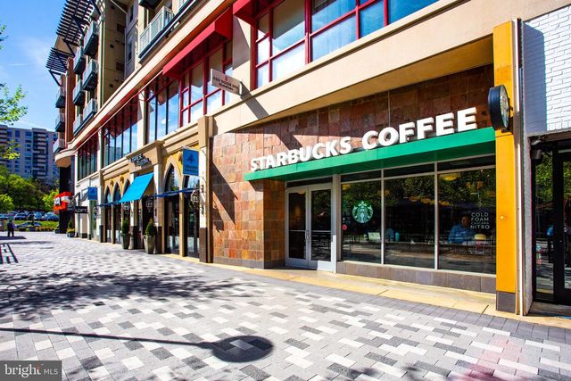 1300 CRYSTAL DR #901S, Arlington, VA 22202