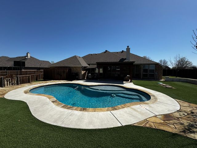 118 Chazlynn Court, Waxahachie, TX 75165