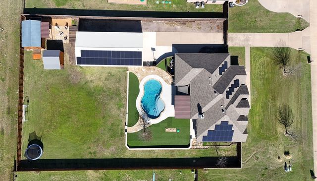 118 Chazlynn Court, Waxahachie, TX 75165