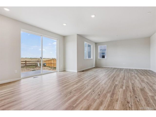 1351 Loraine Cir N, Erie, CO 80026