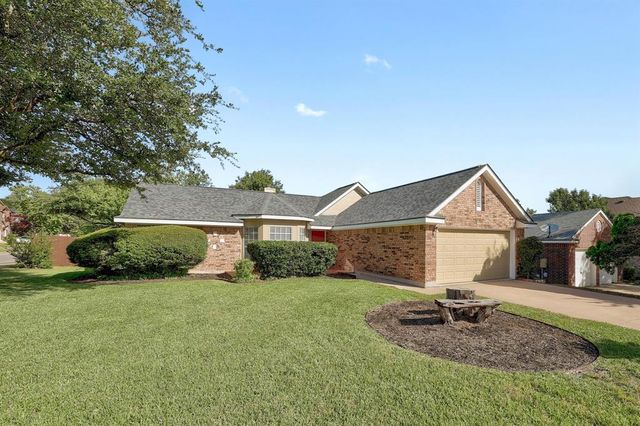 1813 Lion Heart DR, Cedar Park, TX 78613
