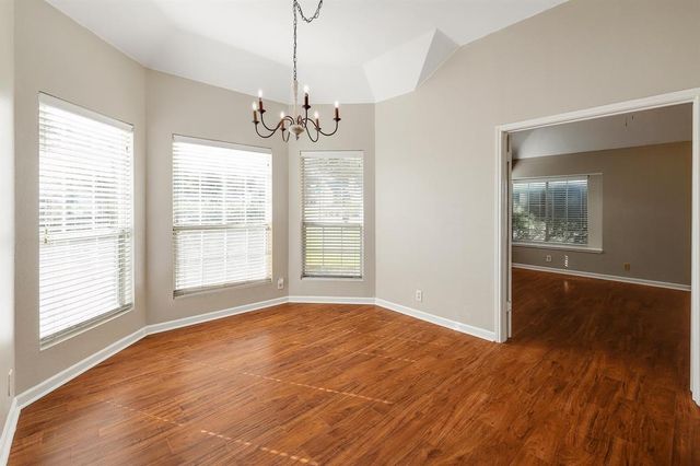 1813 Lion Heart DR, Cedar Park, TX 78613