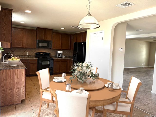 118 Arcadia, Cibolo, TX 78108