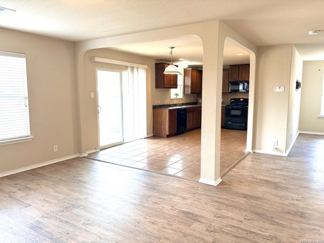 118 Arcadia, Cibolo, TX 78108