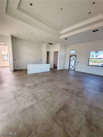 3914 NW 40th LN, Cape Coral, FL 33993