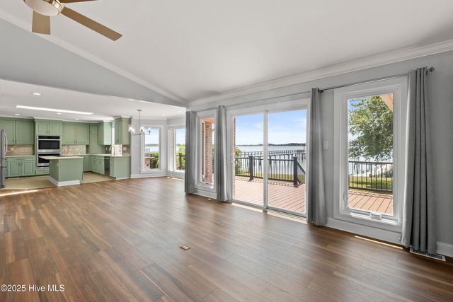 995 Chadwick Shores Drive, Sneads Ferry, NC 28460