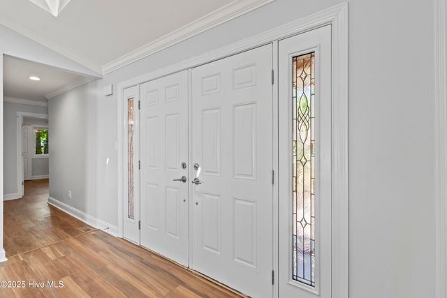 995 Chadwick Shores Drive, Sneads Ferry, NC 28460