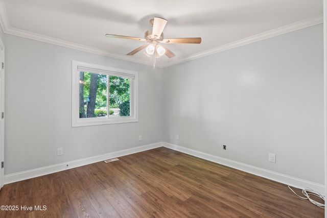 995 Chadwick Shores Drive, Sneads Ferry, NC 28460