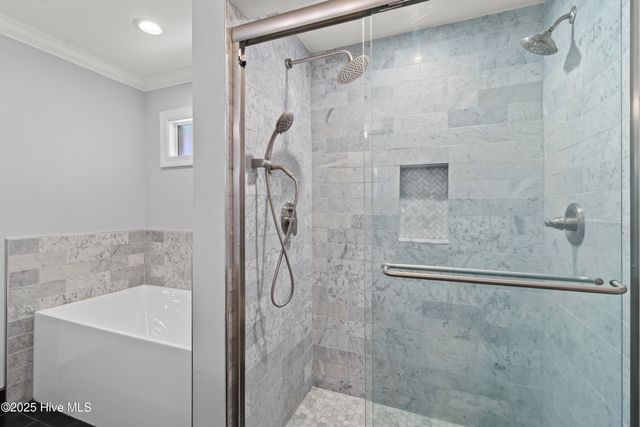 995 Chadwick Shores Drive, Sneads Ferry, NC 28460