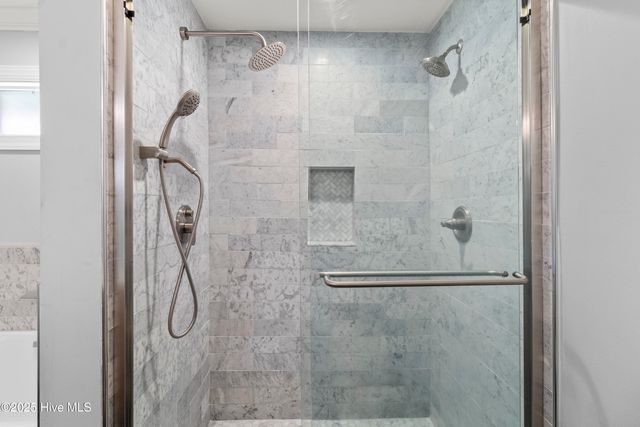 995 Chadwick Shores Drive, Sneads Ferry, NC 28460