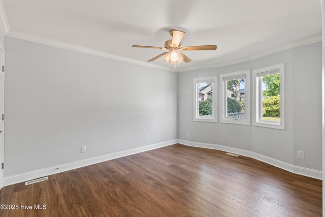 995 Chadwick Shores Drive, Sneads Ferry, NC 28460