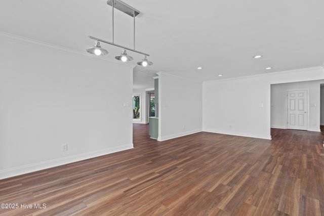 995 Chadwick Shores Drive, Sneads Ferry, NC 28460