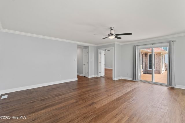 995 Chadwick Shores Drive, Sneads Ferry, NC 28460