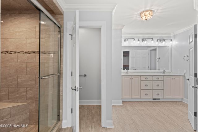 995 Chadwick Shores Drive, Sneads Ferry, NC 28460