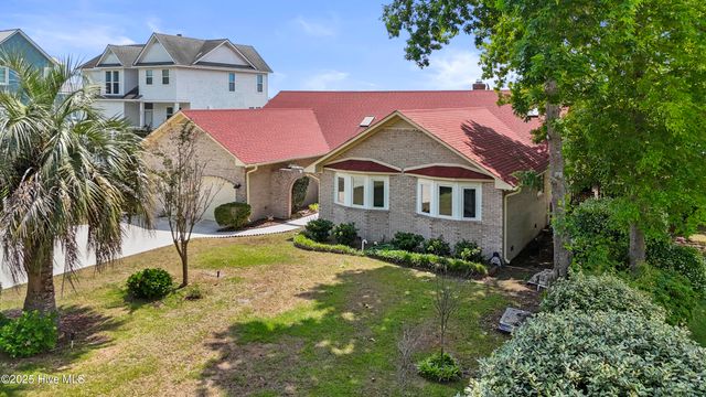 995 Chadwick Shores Drive, Sneads Ferry, NC 28460