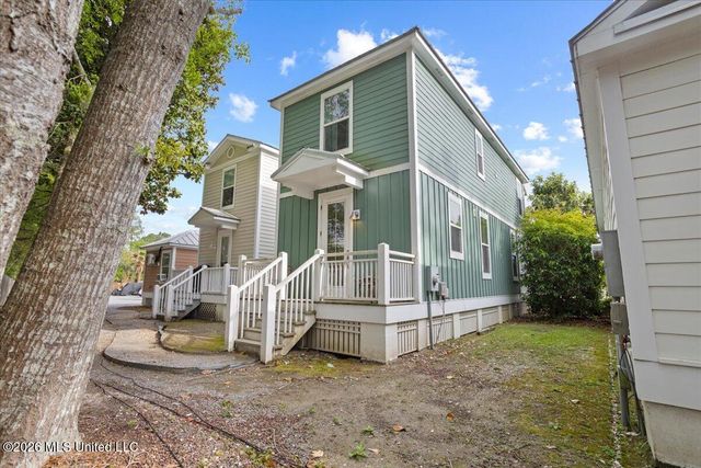 2207 Government Street, 23, Ocean Springs, MS 39564