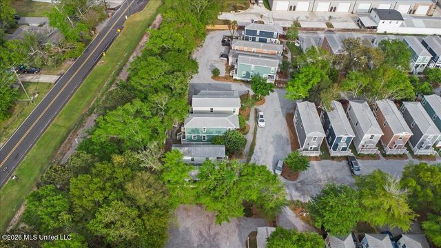 2207 Government Street, 23, Ocean Springs, MS 39564