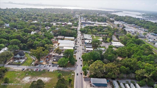 2207 Government Street, 23, Ocean Springs, MS 39564