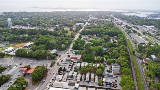 2207 Government Street, 23, Ocean Springs, MS 39564