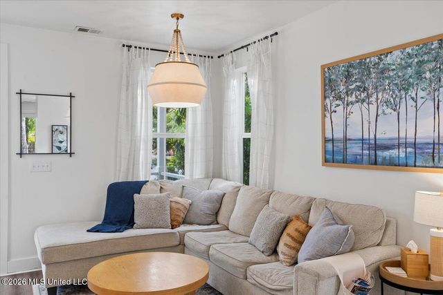 2207 Government Street, 23, Ocean Springs, MS 39564