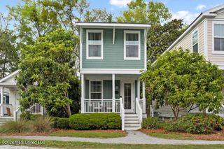 2207 Government Street, 23, Ocean Springs, MS 39564