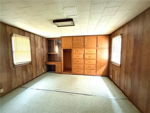 629 Forrest St, New Castle, PA 16101