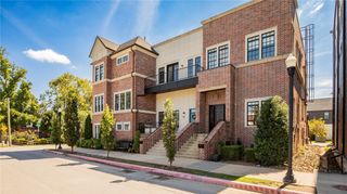 228 SE 2nd Street, Bentonville, AR 72712