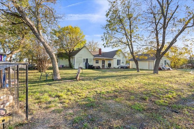 1601 E Texas Avenue, Mart, TX 76664