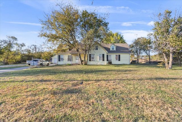 1601 E Texas Avenue, Mart, TX 76664