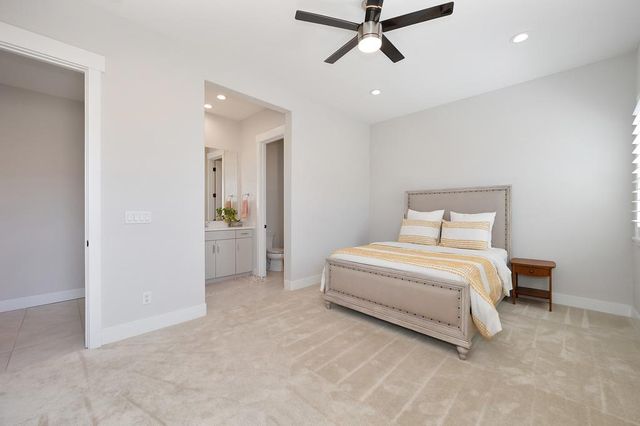 4008 Whitney Vista Ln, Rocklin, CA 95677