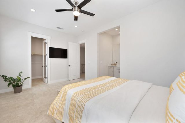 4008 Whitney Vista Ln, Rocklin, CA 95677