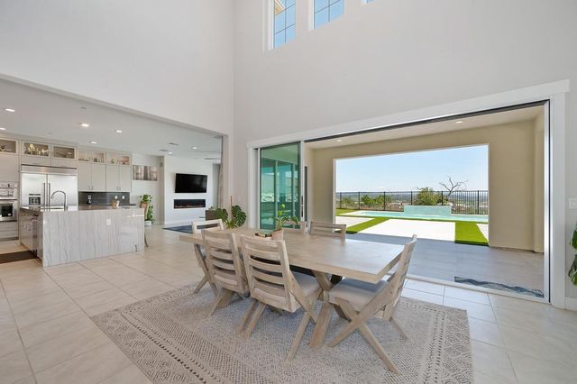 4008 Whitney Vista Ln, Rocklin, CA 95677