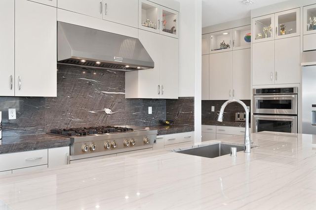 4008 Whitney Vista Ln, Rocklin, CA 95677