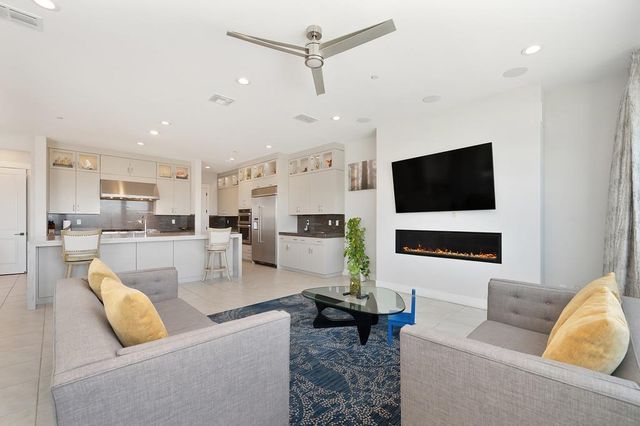 4008 Whitney Vista Ln, Rocklin, CA 95677