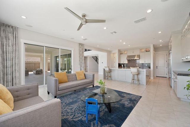4008 Whitney Vista Ln, Rocklin, CA 95677
