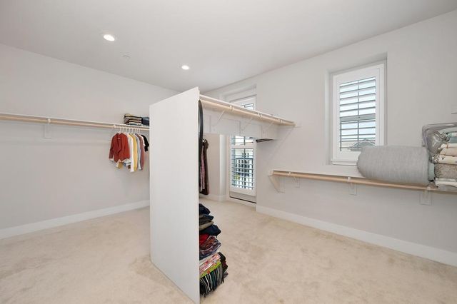 4008 Whitney Vista Ln, Rocklin, CA 95677